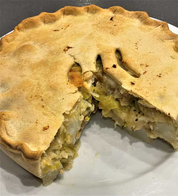 Cheesy Leek and Potato Pie